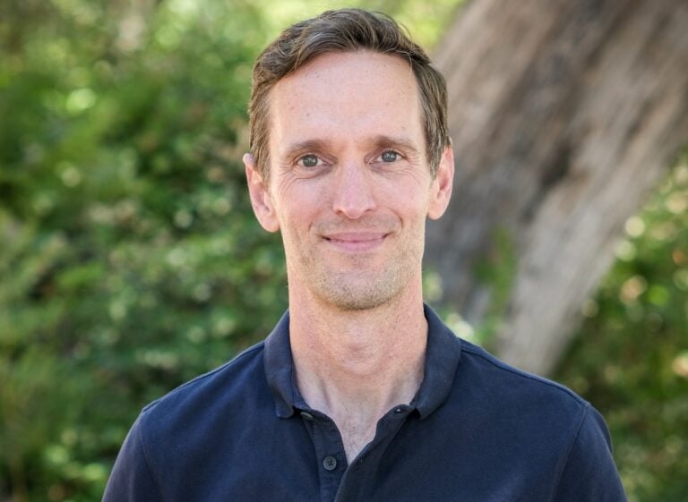 Johnathan Luster headshot