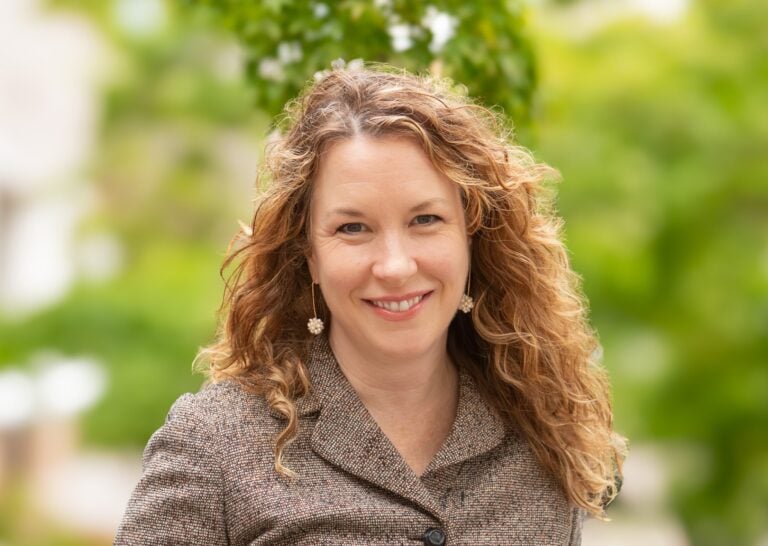 Patricia Gray headshot